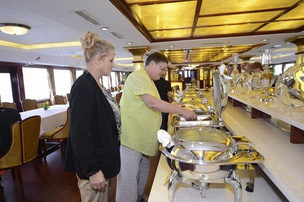 Du thuyền Golden Cruise 9999 